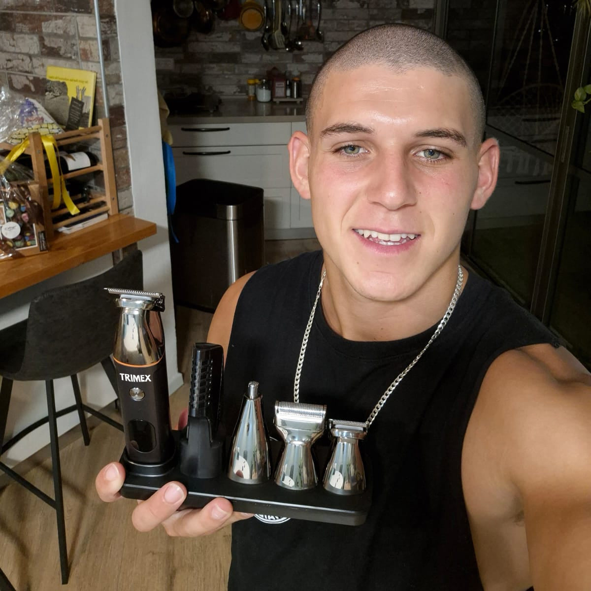 מכונת הגילוח של TRIMEX (ערכה מלאה)